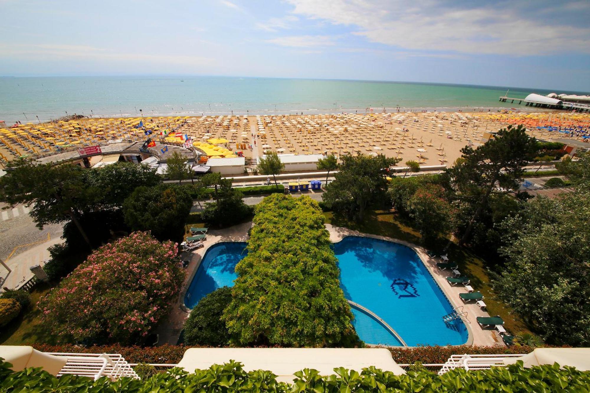 Grande Albergo Marin Lignano Sabbiadoro Kültér fotó